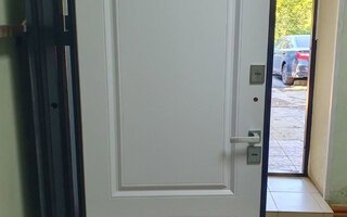 дверь из металла по ГОСТу с терморазрывом